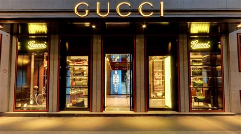 negozi che vendono gucci a riccione|negozi gucci usati.